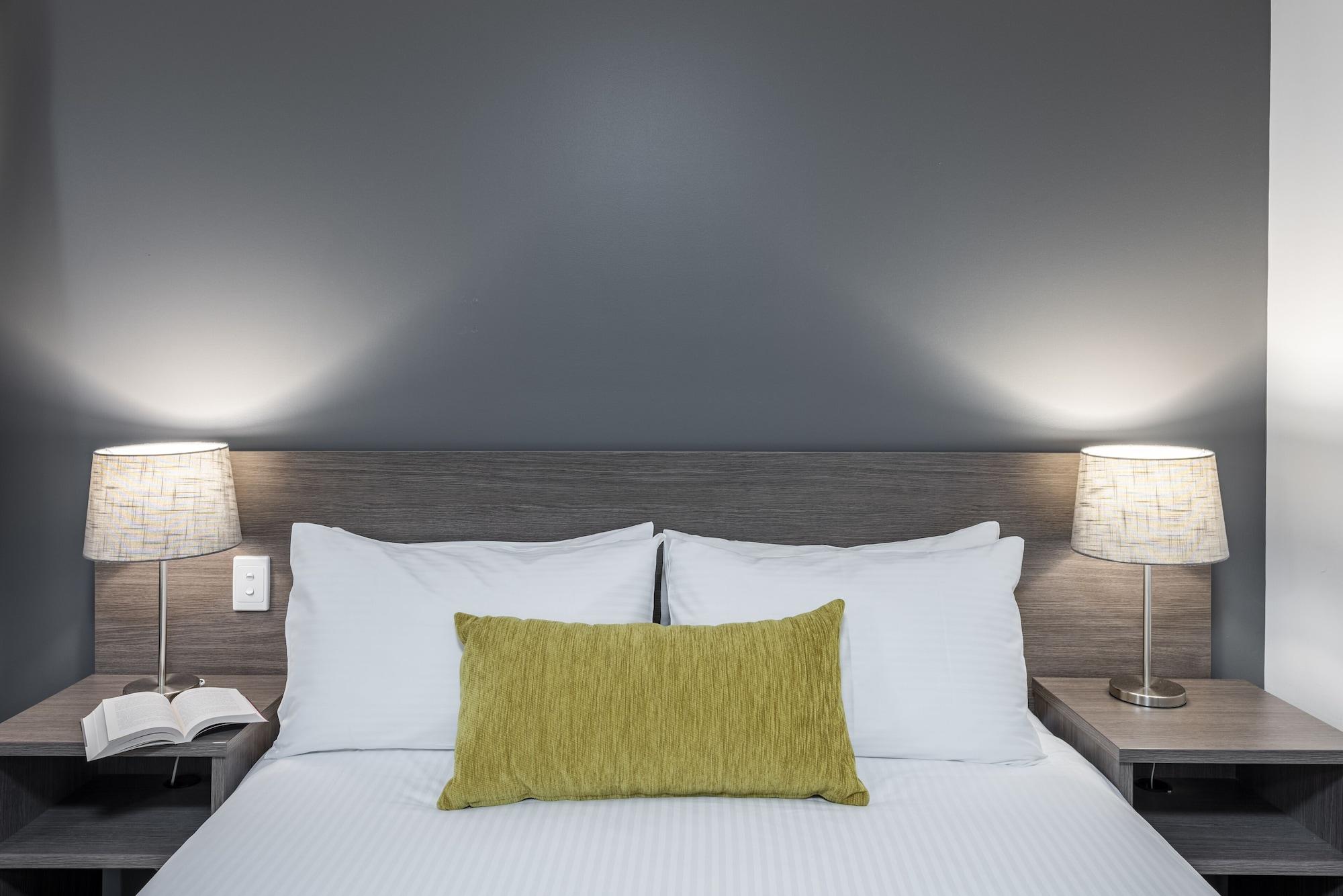 Best Western Plus Ambassador Ориндж Екстериор снимка