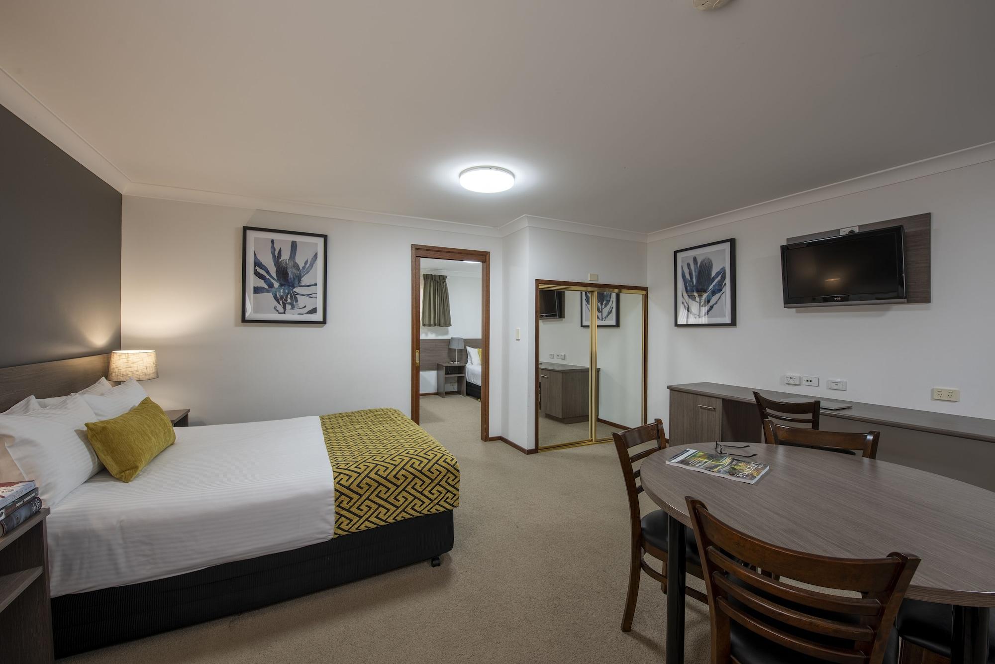 Best Western Plus Ambassador Ориндж Екстериор снимка