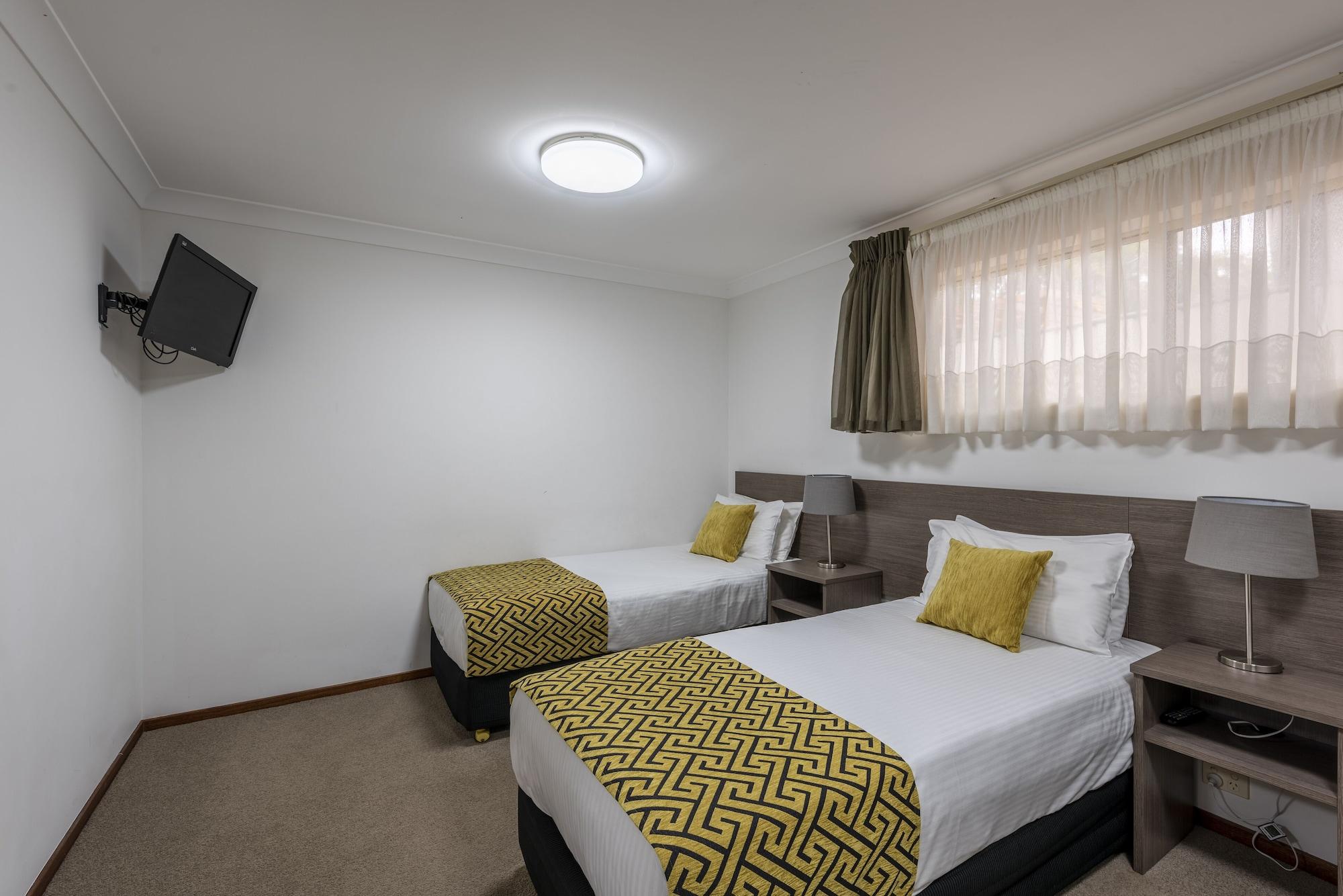 Best Western Plus Ambassador Ориндж Екстериор снимка