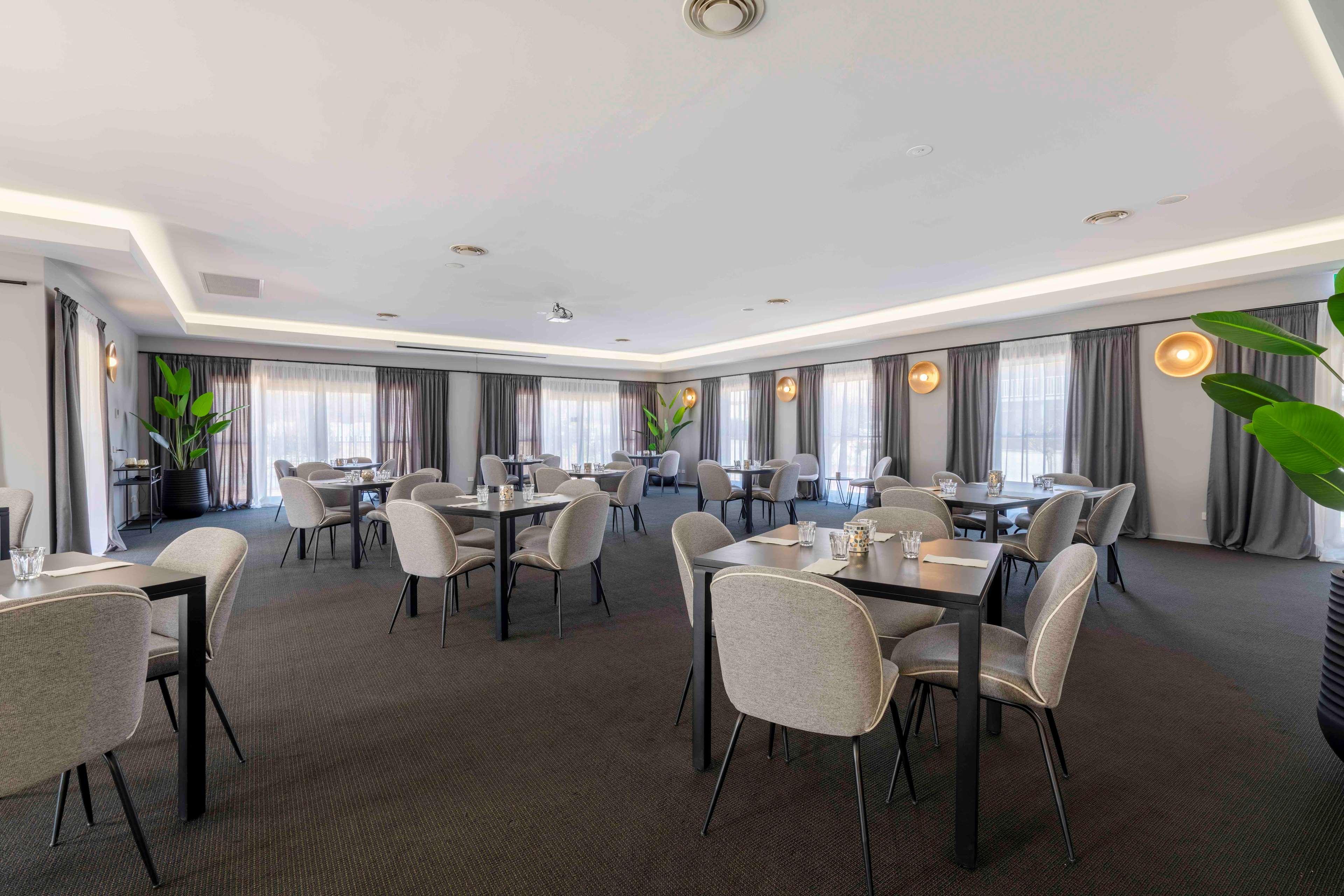 Best Western Plus Ambassador Ориндж Екстериор снимка